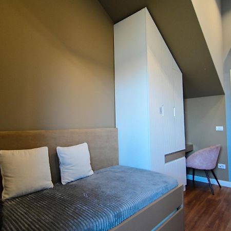 Stylish Two Bedroom House With Private Pool Tiran Dış mekan fotoğraf