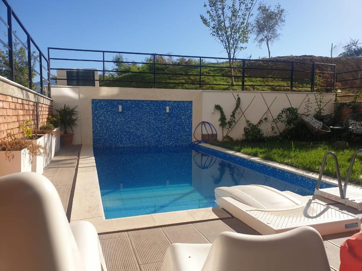 Stylish Two Bedroom House With Private Pool Tiran Dış mekan fotoğraf